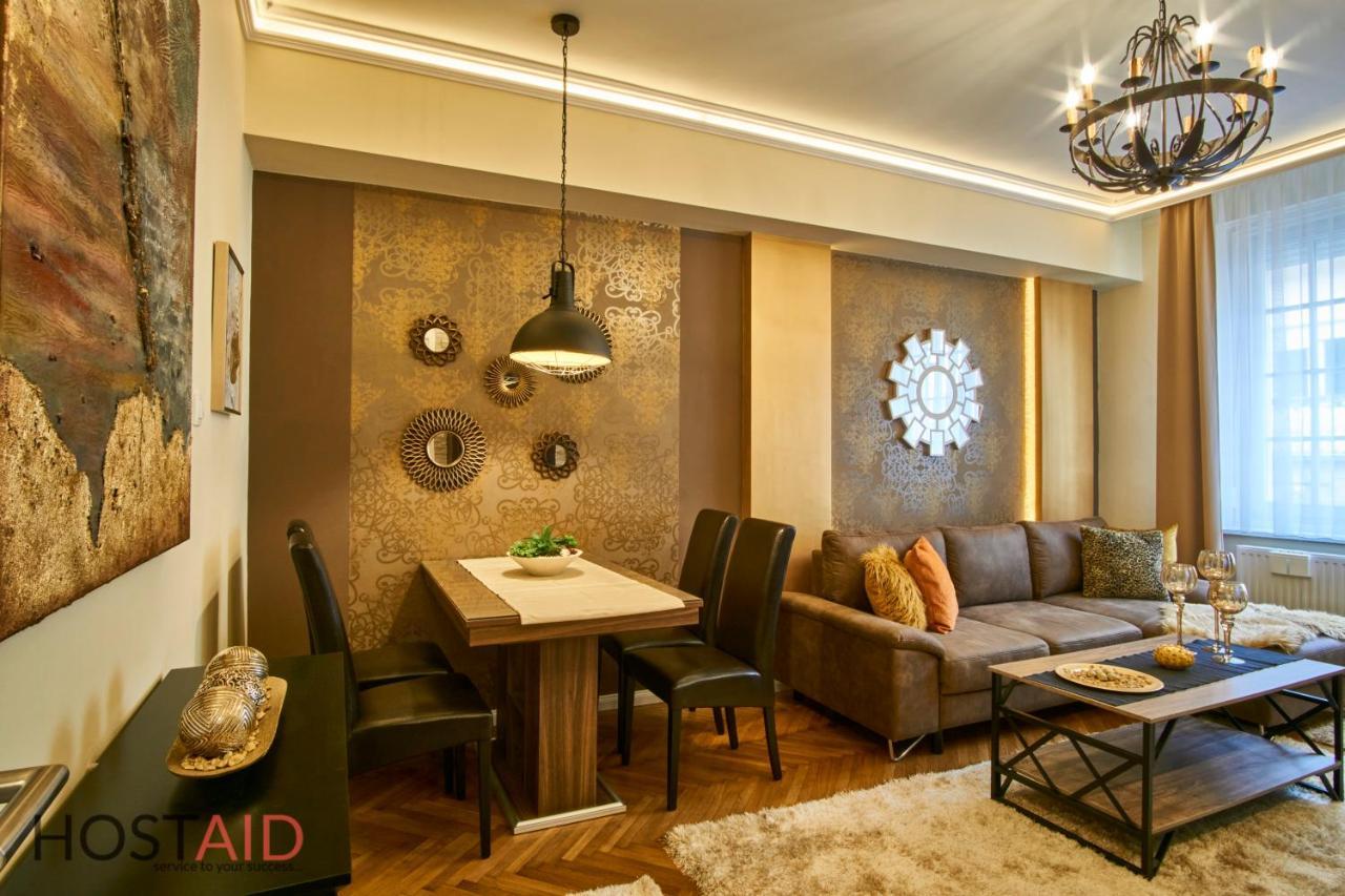 R7 Design Apartment - Hostaid Budapeste Exterior foto